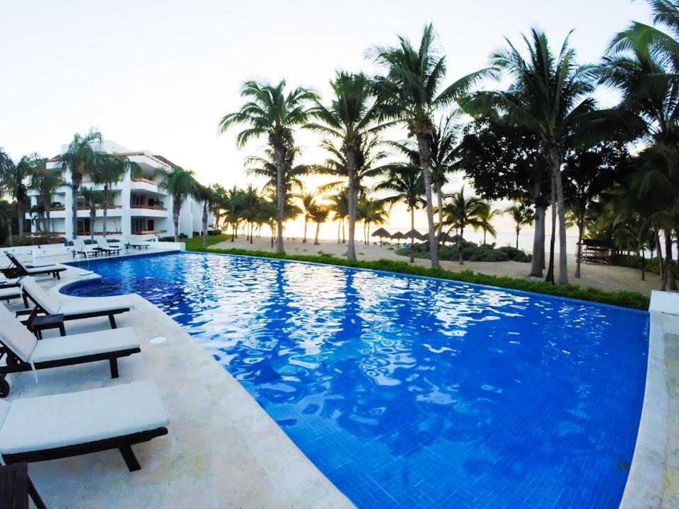 Beachfront Apartment Your Home In Косумель Экстерьер фото